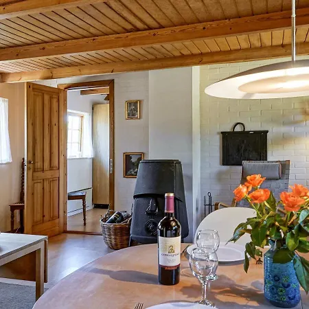 Two-bedroom Holiday In Nexo 1 * Langedeby