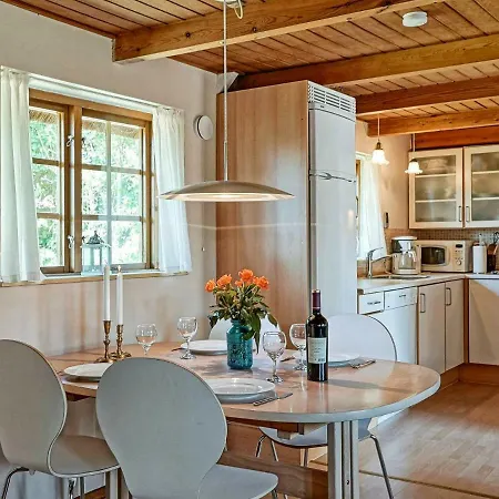 Two-bedroom Holiday In Nexo 1 * Langedeby