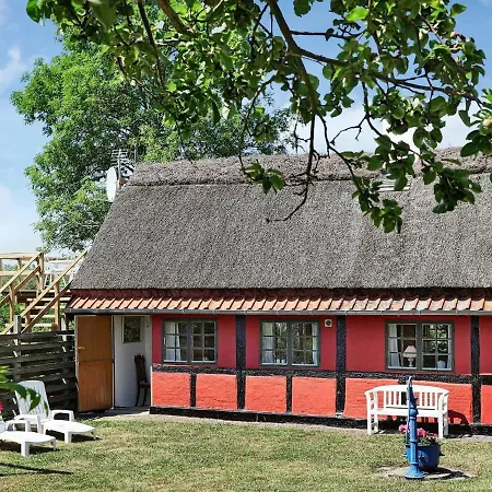 Two-bedroom Holiday In Nexo 1 Feriehus *